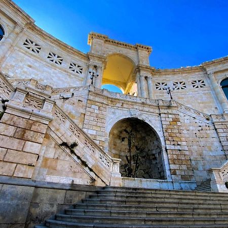 شقة Domus Myoho كالياري المظهر الخارجي الصورة