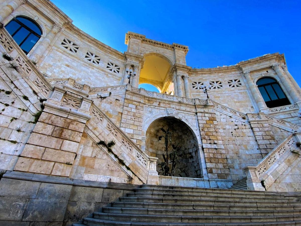 شقة Domus Myoho كالياري المظهر الخارجي الصورة
